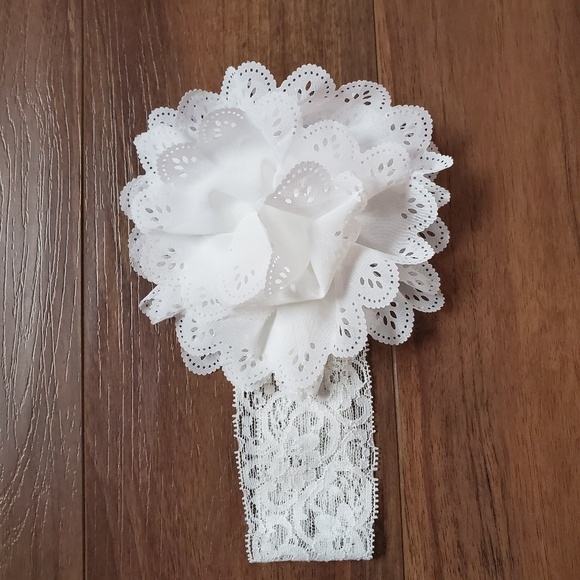 Carter's Romper 24months (NEW - without tags) - Picture 5 of 8